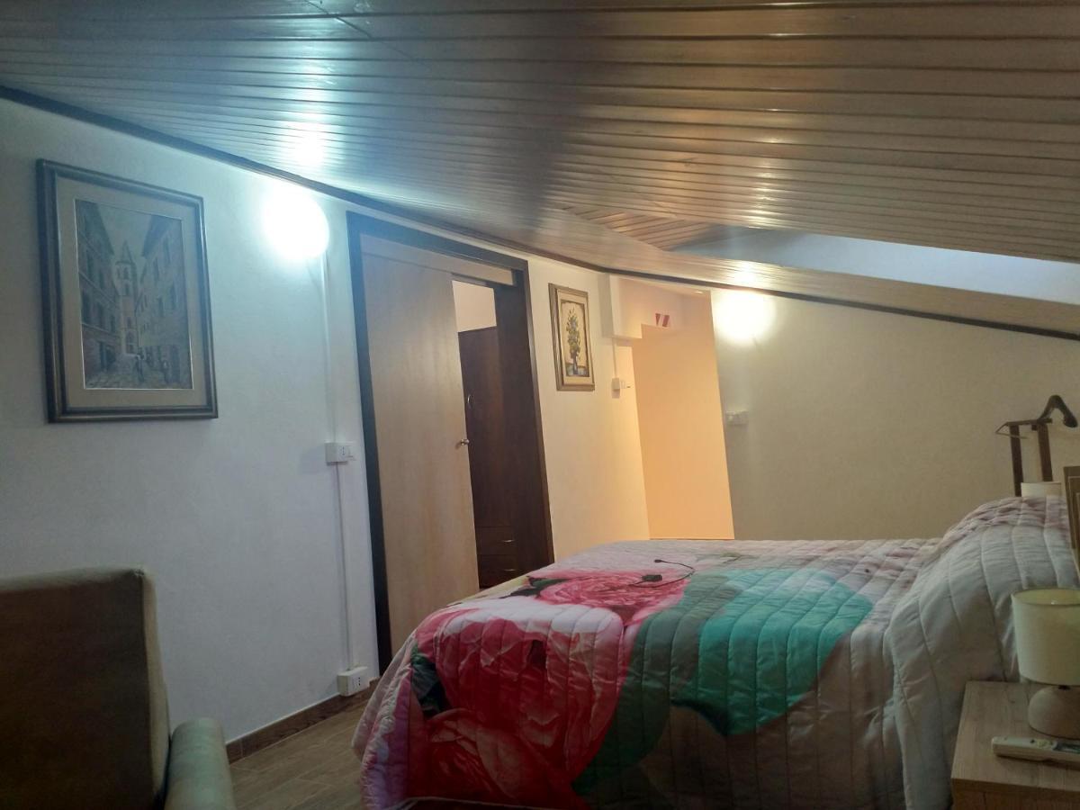 Appartement A due passi à Arezzo Extérieur photo